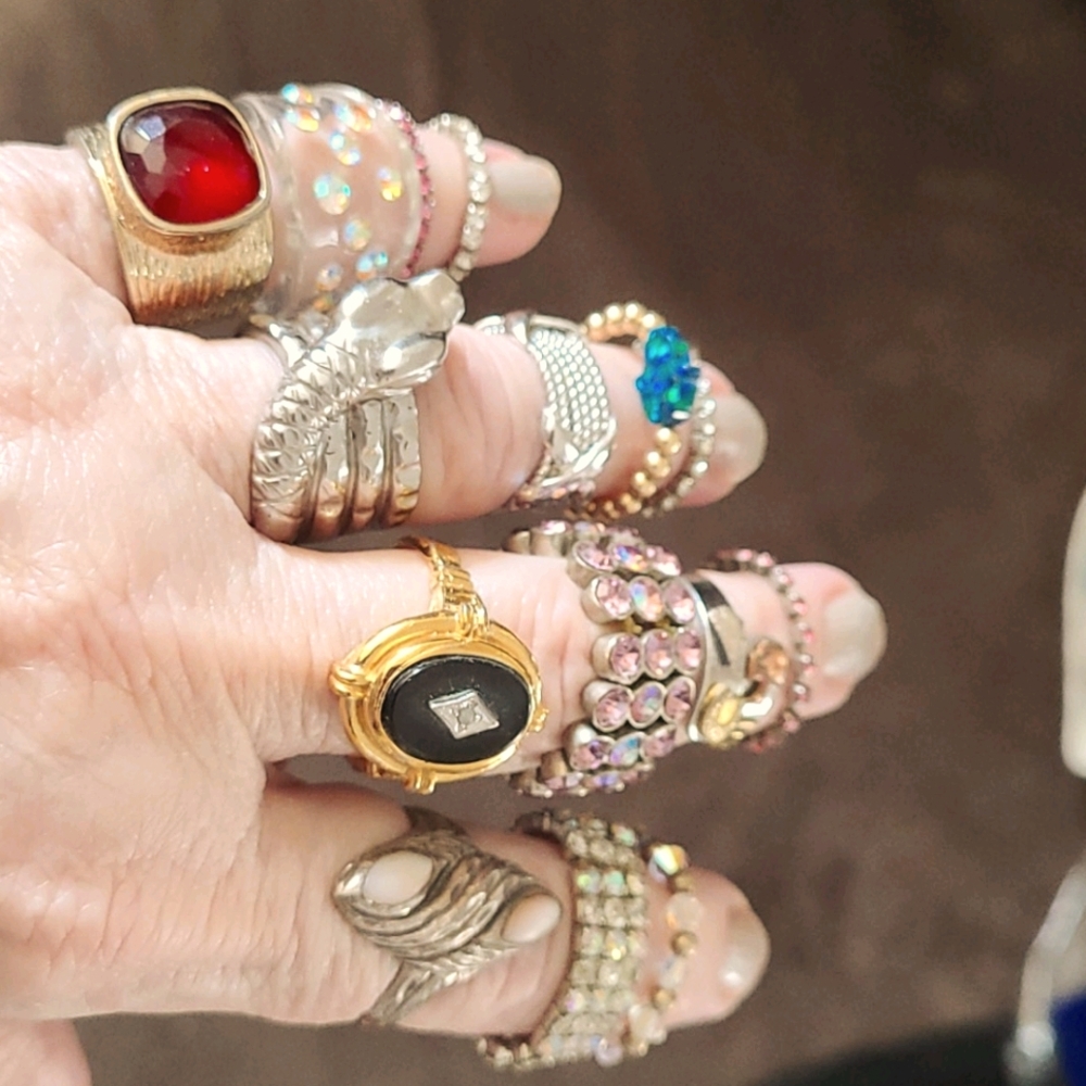 Lot of 15 Assorted Vintage Rings 💍